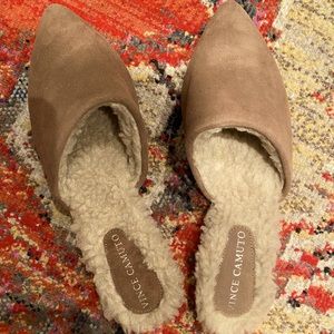 Vince Camaro Sherpa lined flats